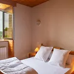 펜션 De France 3 Epis 6/7 Pers A La Chaze Pierrefiche (Lozere)