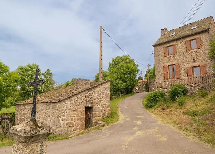 De France 3 Epis 6/7 Pers A La Chaze Pierrefiche (Lozere)